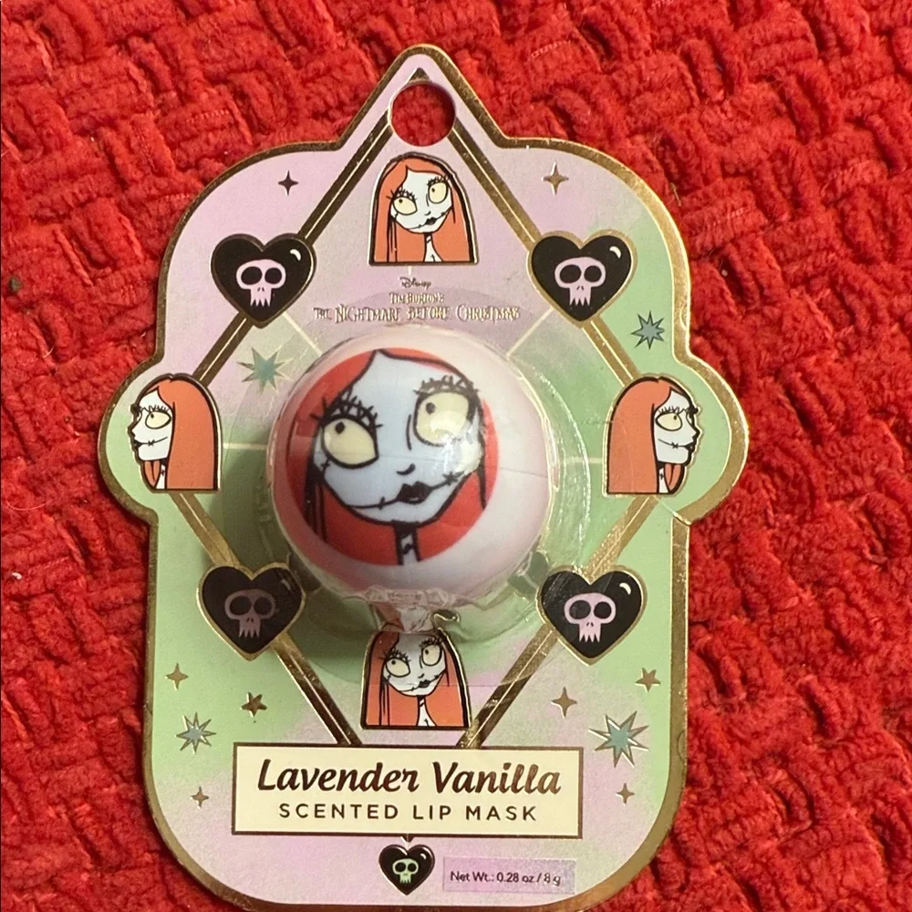 🥰🥰 The Nightmare Before Christmas Sally Lavender Vanilla Scented Lip Mask 🥰🥰